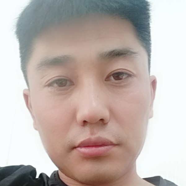 别问我是谁？的照片
