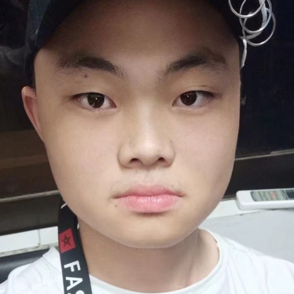 贺虎的照片
