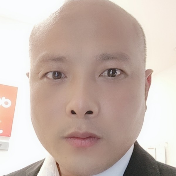 幸福浅吻钢笔的照片