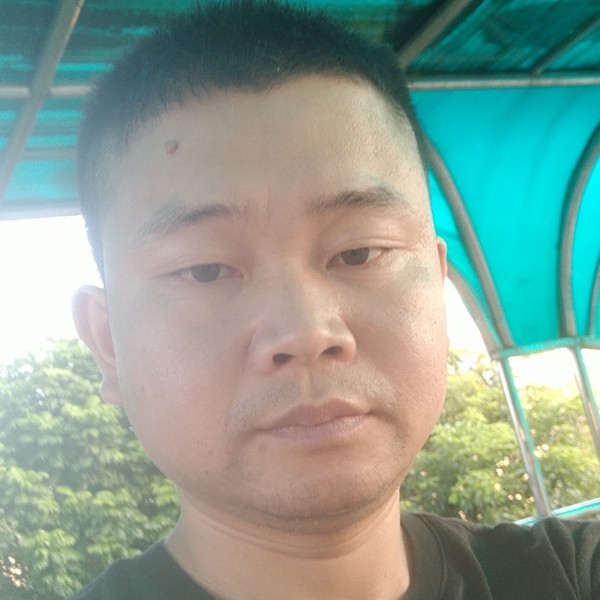 朱仁的照片