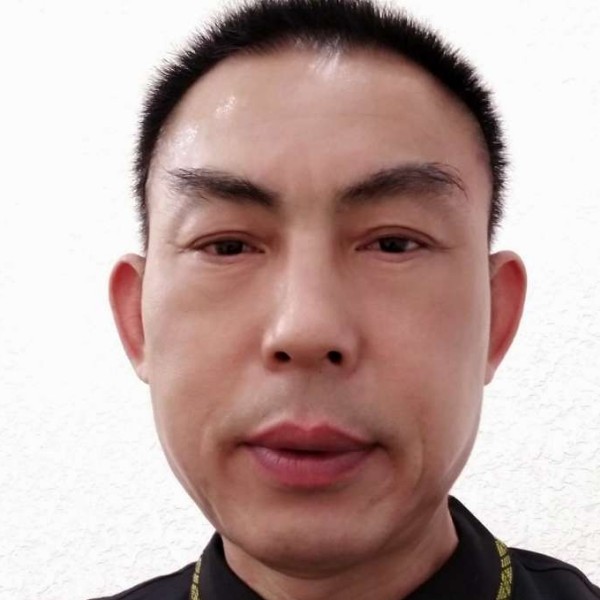 浮光俊逸的照片