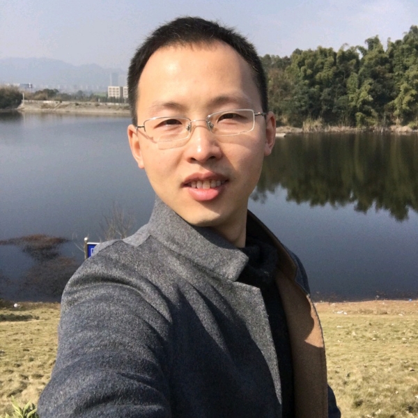 小懒虫那冷静的照片