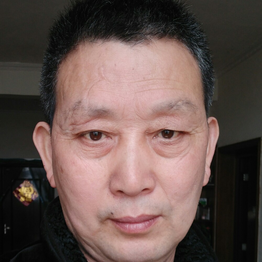 初夏微的照片