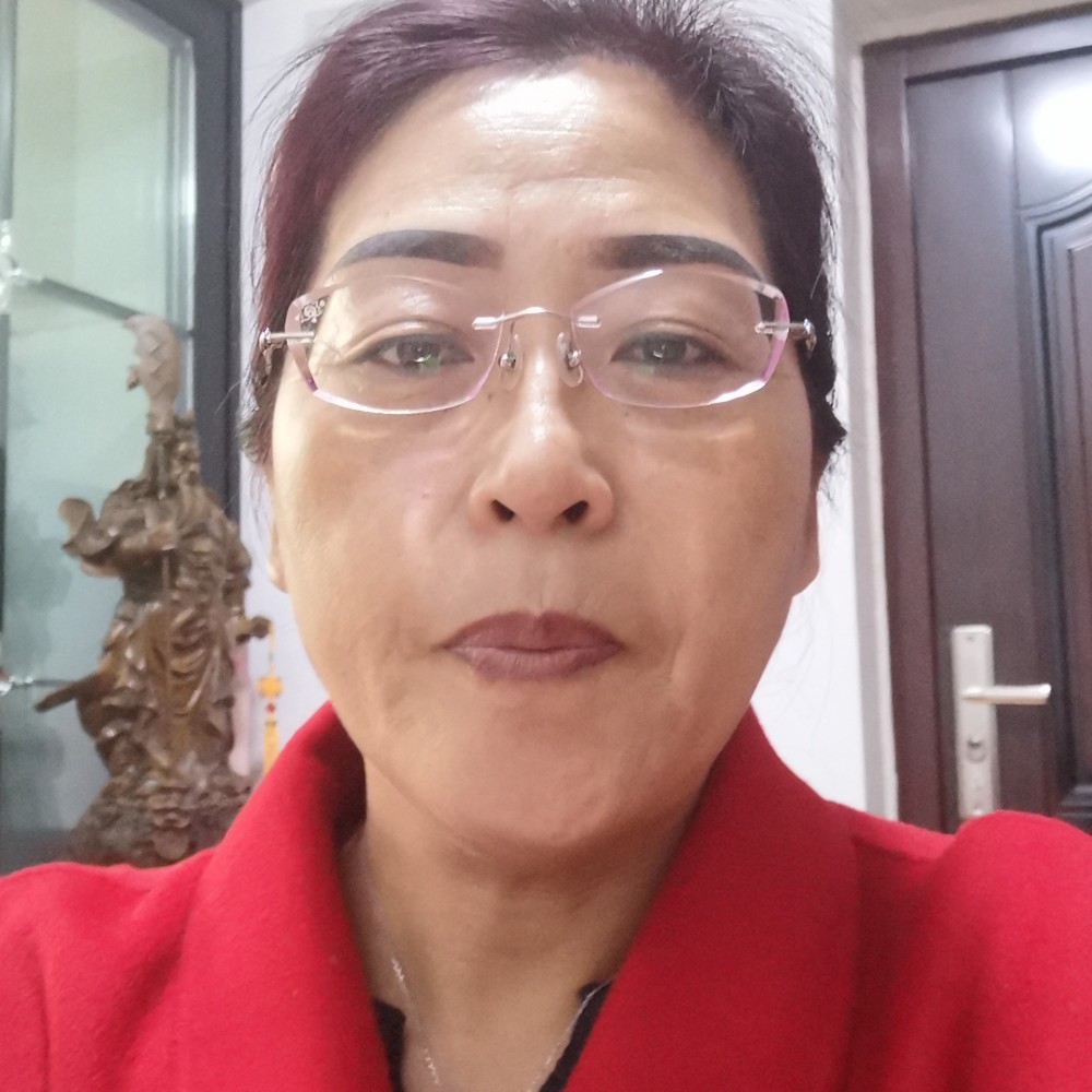 安静笑如梦的照片
