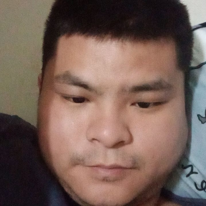 陶醉蹙眉大米的照片