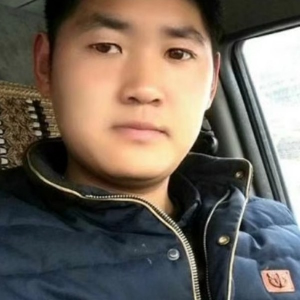 满世界找真情的照片