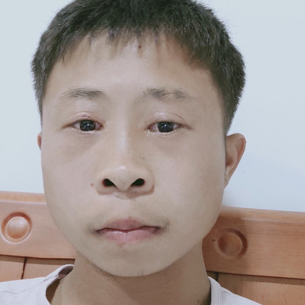 你的笑是我的唯一的照片