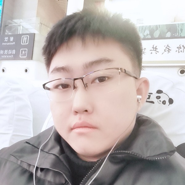 壮壮不睡觉的照片