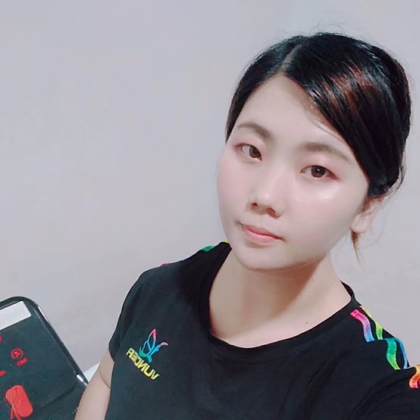 大白愿激动的照片