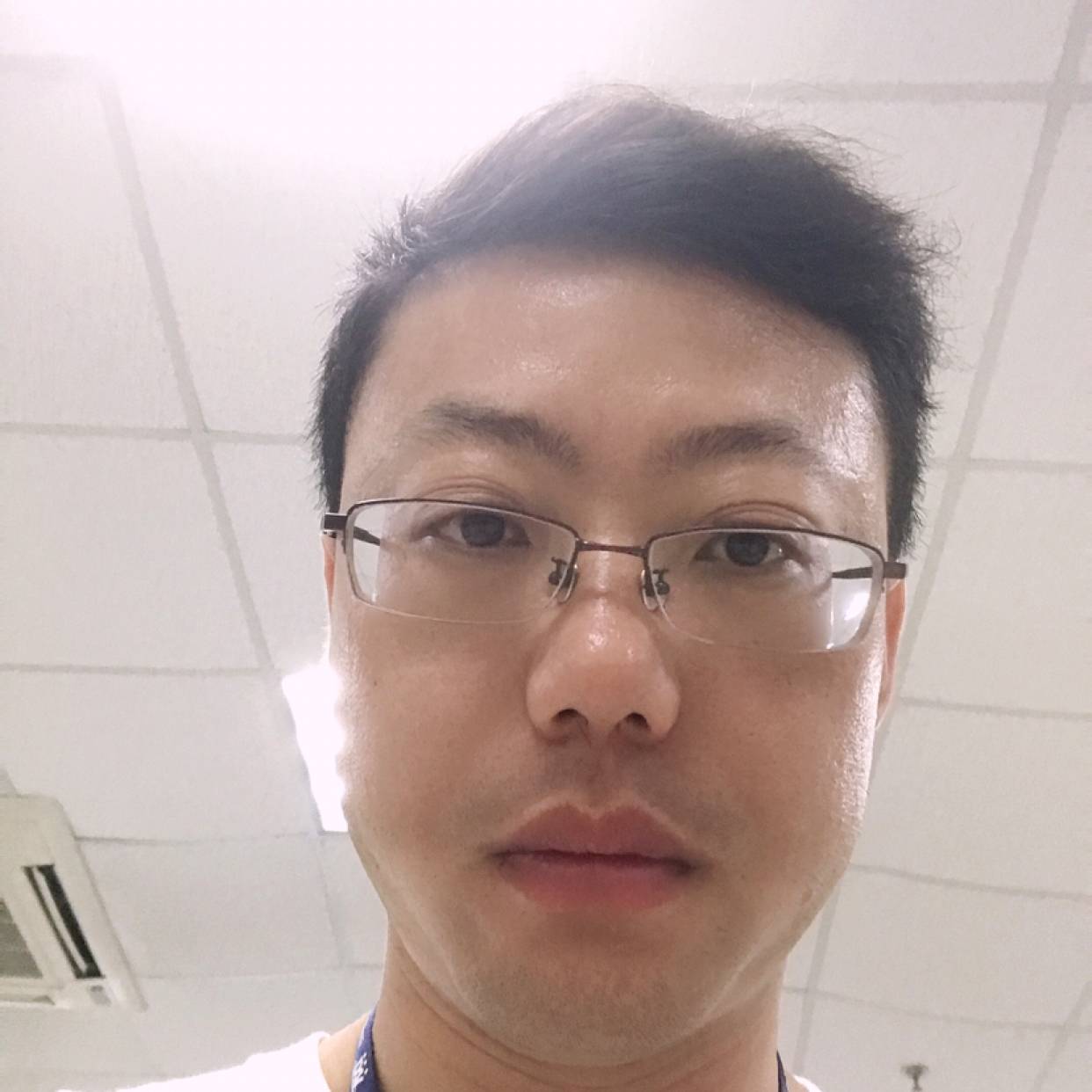 不安邂逅月亮的照片