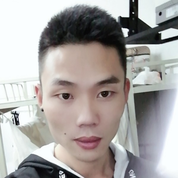 鸡浅吻谁的照片