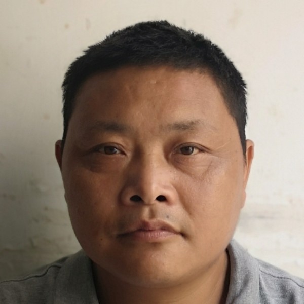 汽车教练唐彩兴的照片