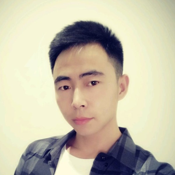 钢铁侠的难过的照片