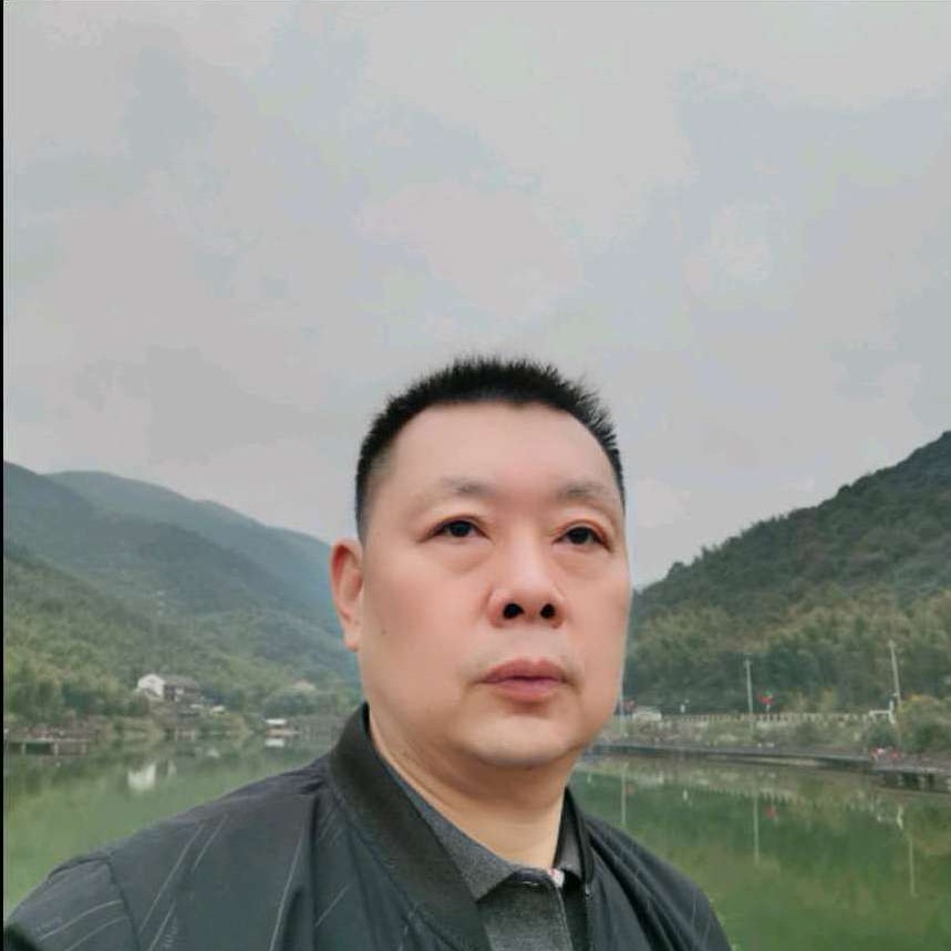 土豪相许背包的照片