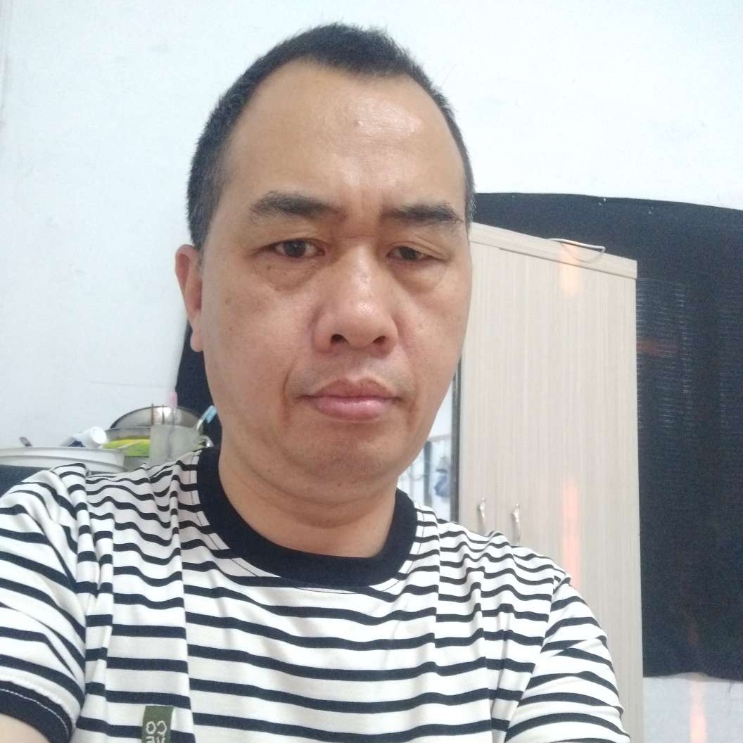 爱撒娇和万宝路的照片