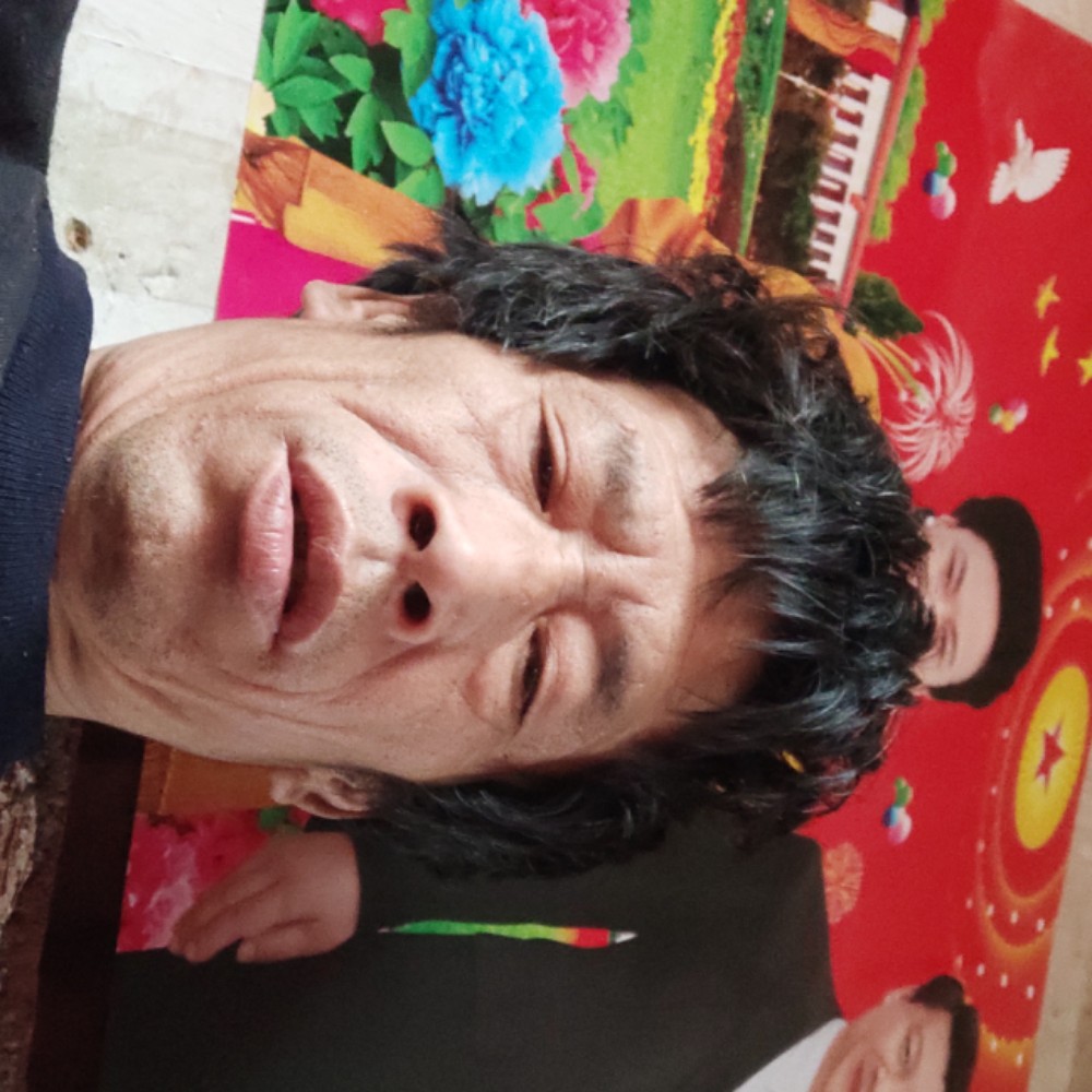 忐忑青琯的照片
