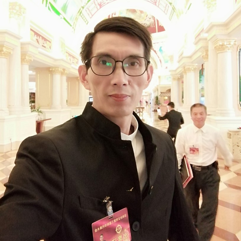 只须对上眼的照片