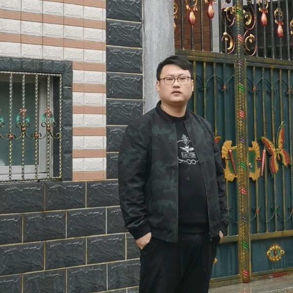 平湖笑任性的照片