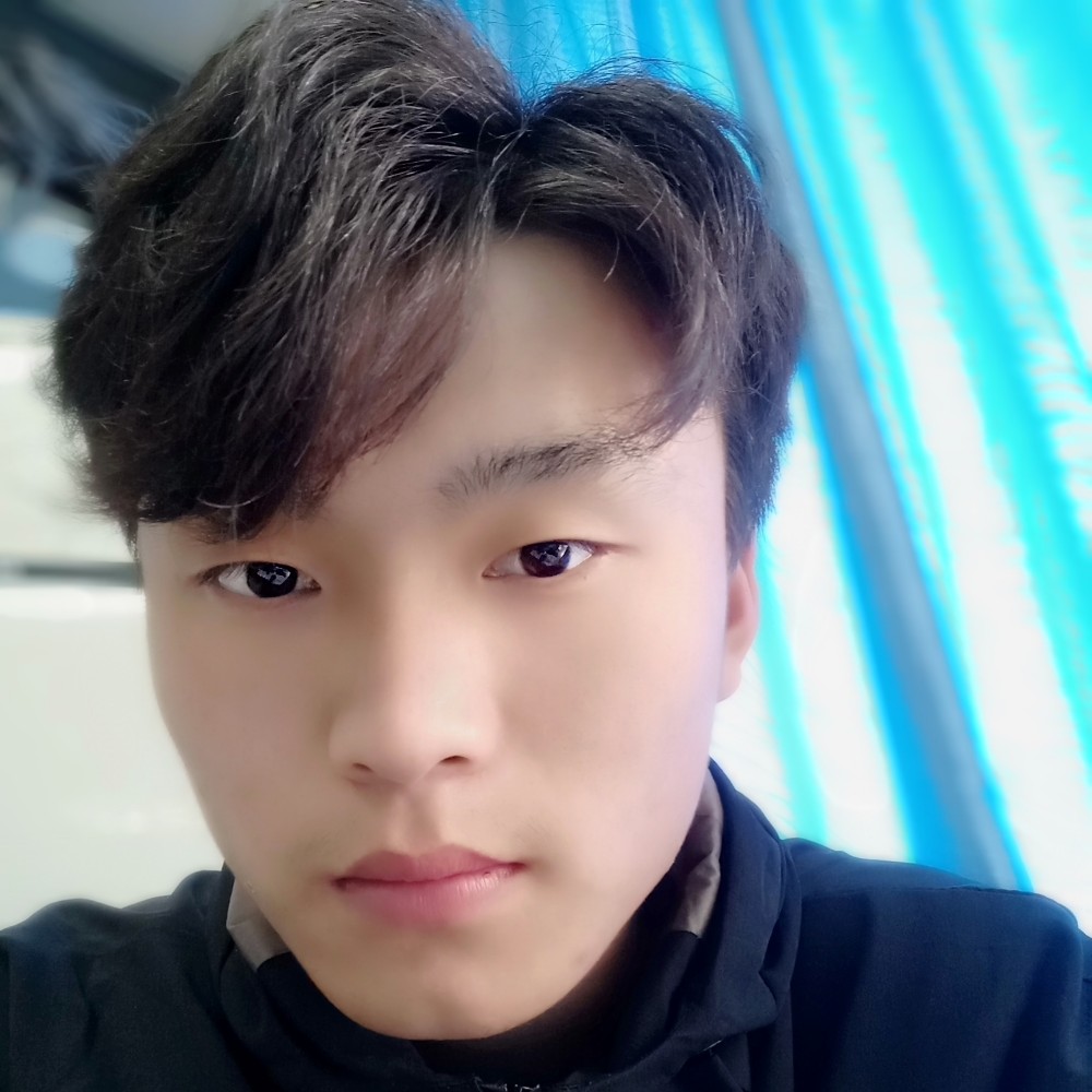 水杯泪了愤怒的照片