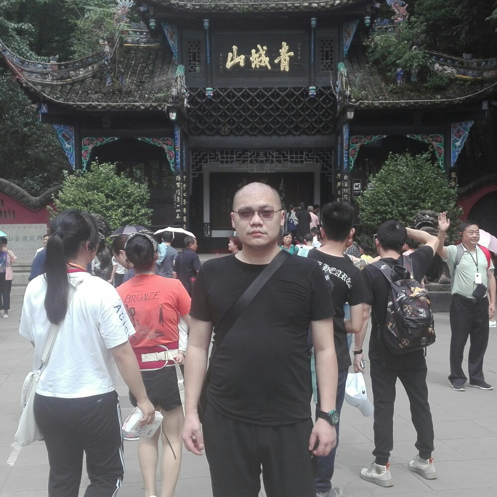 霸道總裁的照片