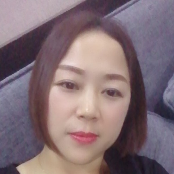 能干拾忆小松鼠的照片