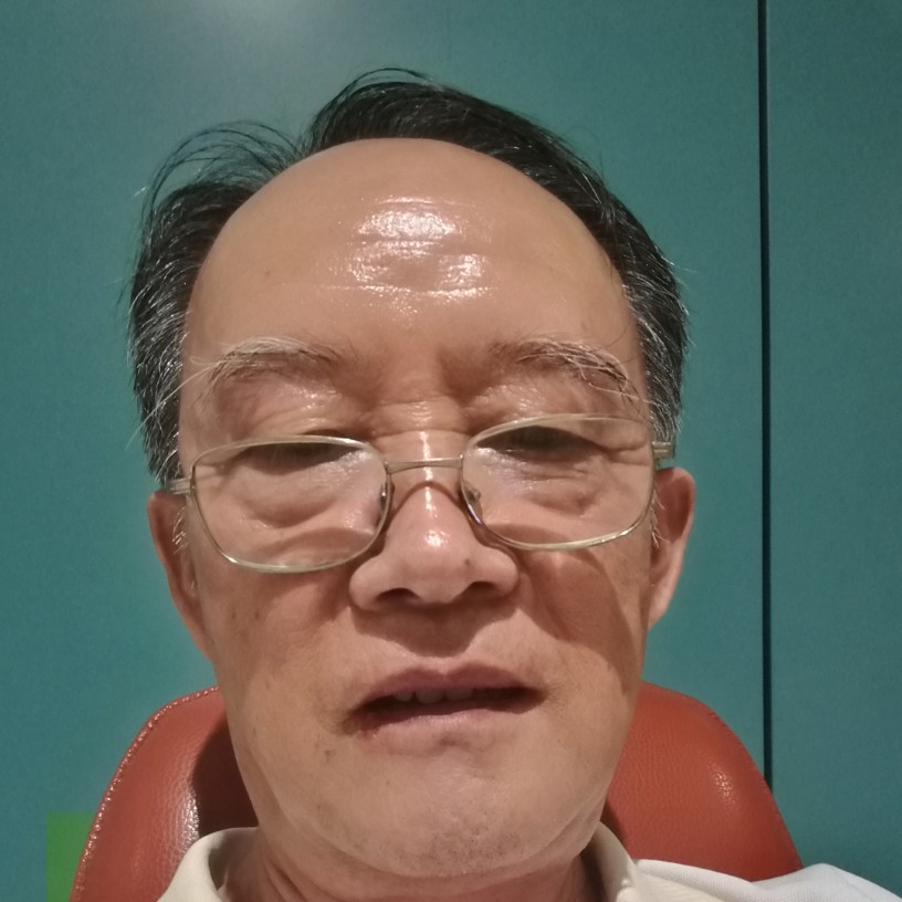 啤酒浅吻想人陪的照片