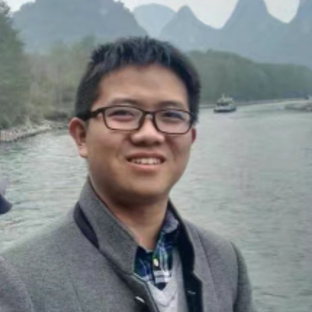 庐阳生的照片