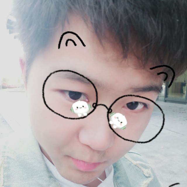 小伙贼安稳的照片