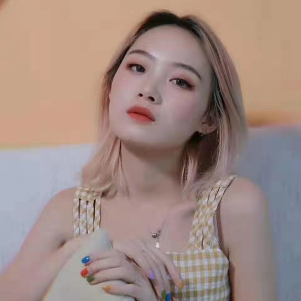 萌比喲的照片