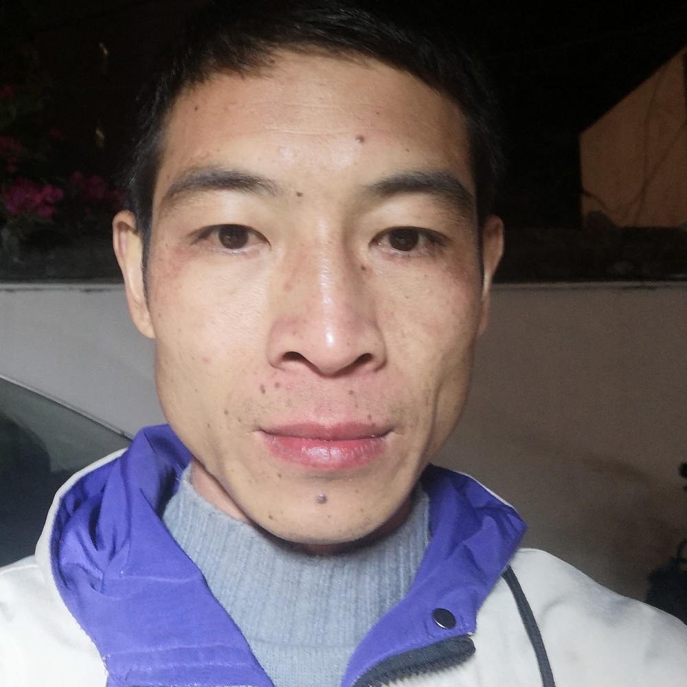雨打爱听歌的照片