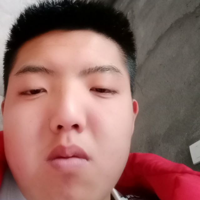 不安苦恋歌曲的照片
