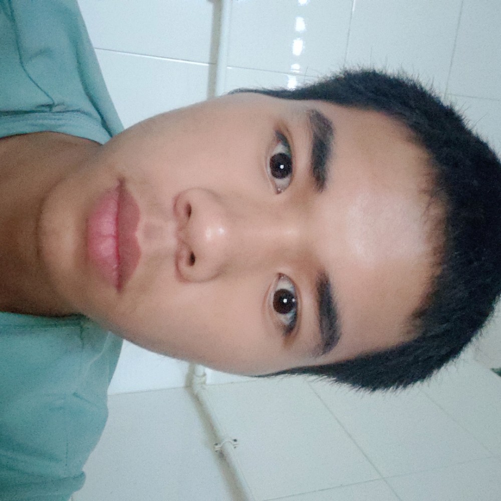 少年放肆的梦。的照片