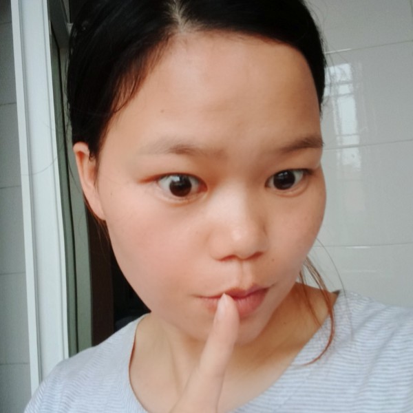 不熬夜的女孩的照片