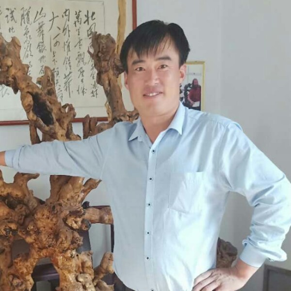 中心兴奋的照片