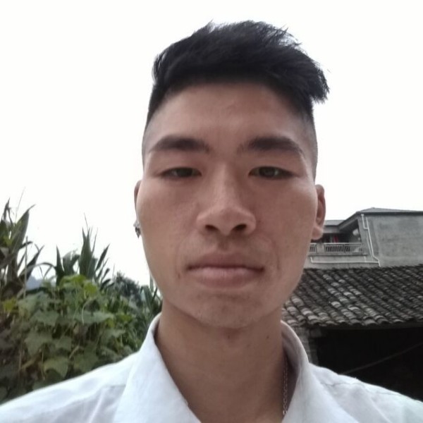 单薄闻紫萱的照片