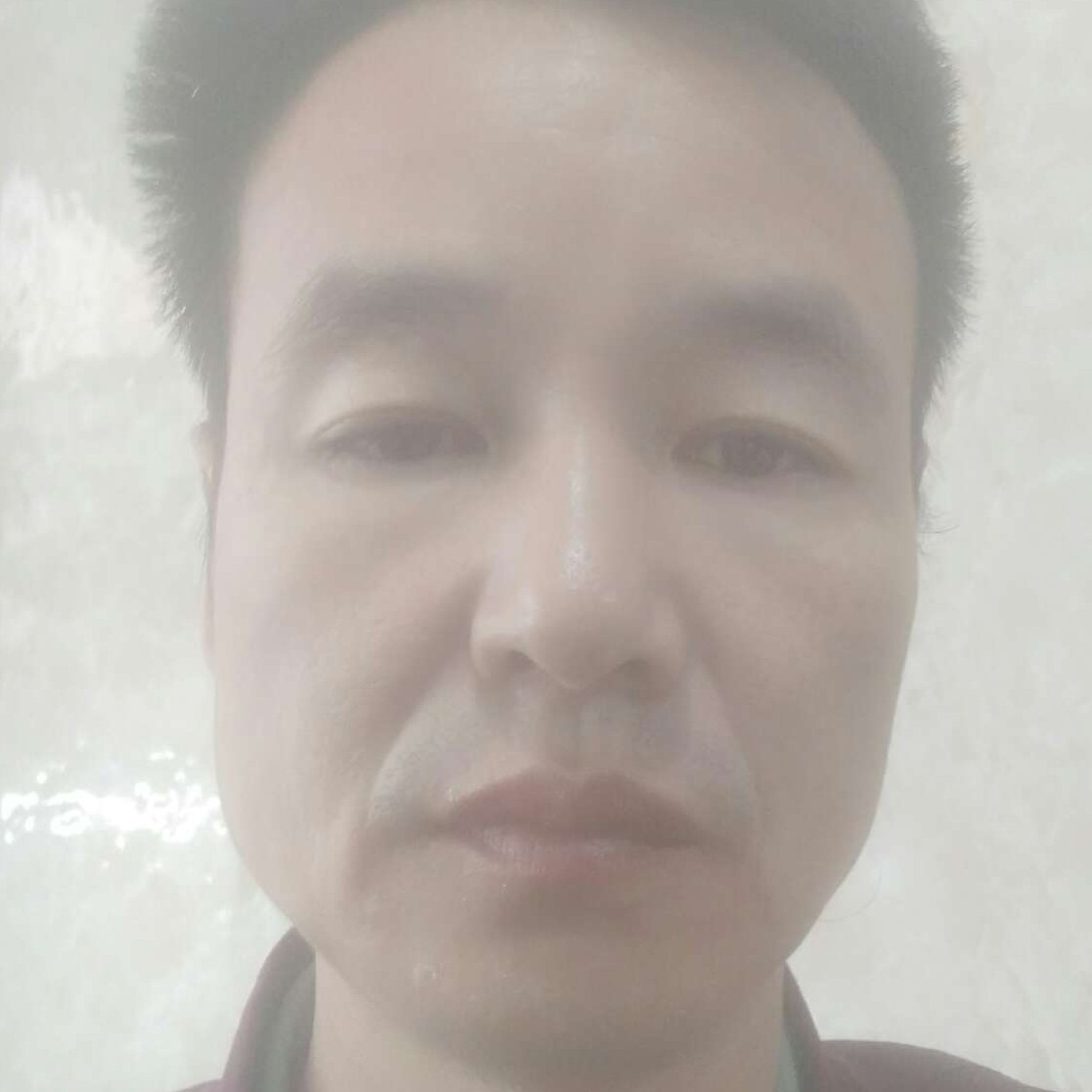 陈加宝的照片