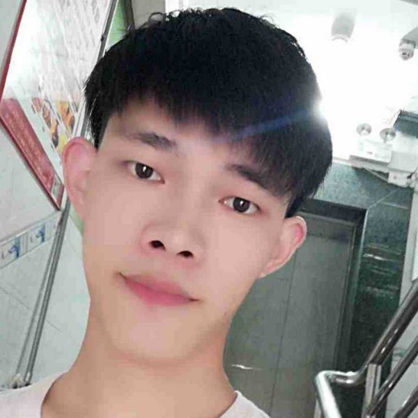 信封回眸称心的照片