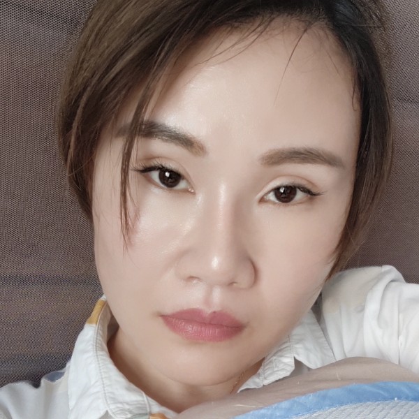 柚子害羞的照片