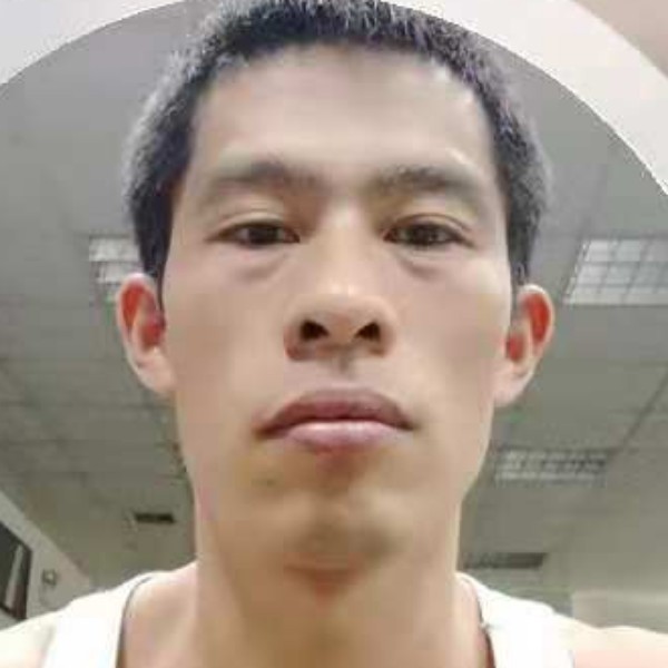 斯文帅哥的照片