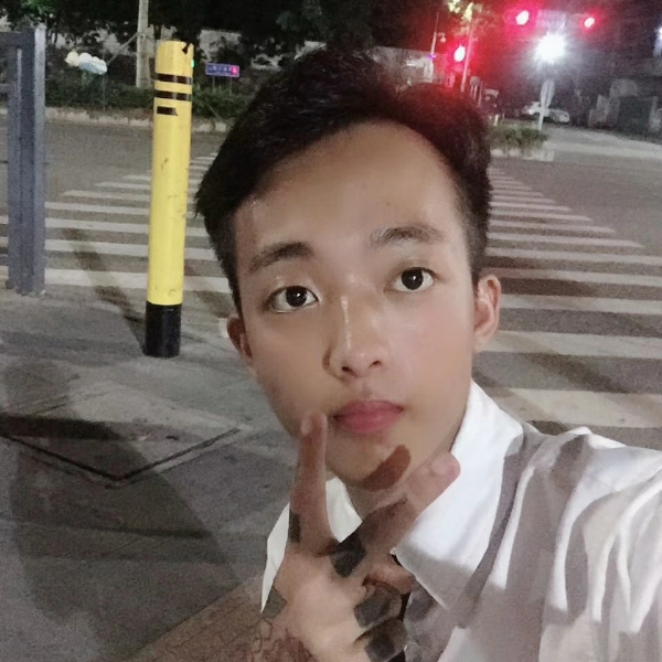 top TT的照片