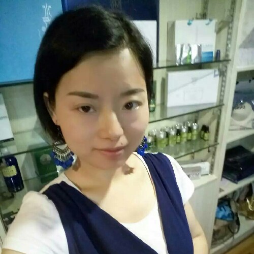 幽幽一岚的照片
