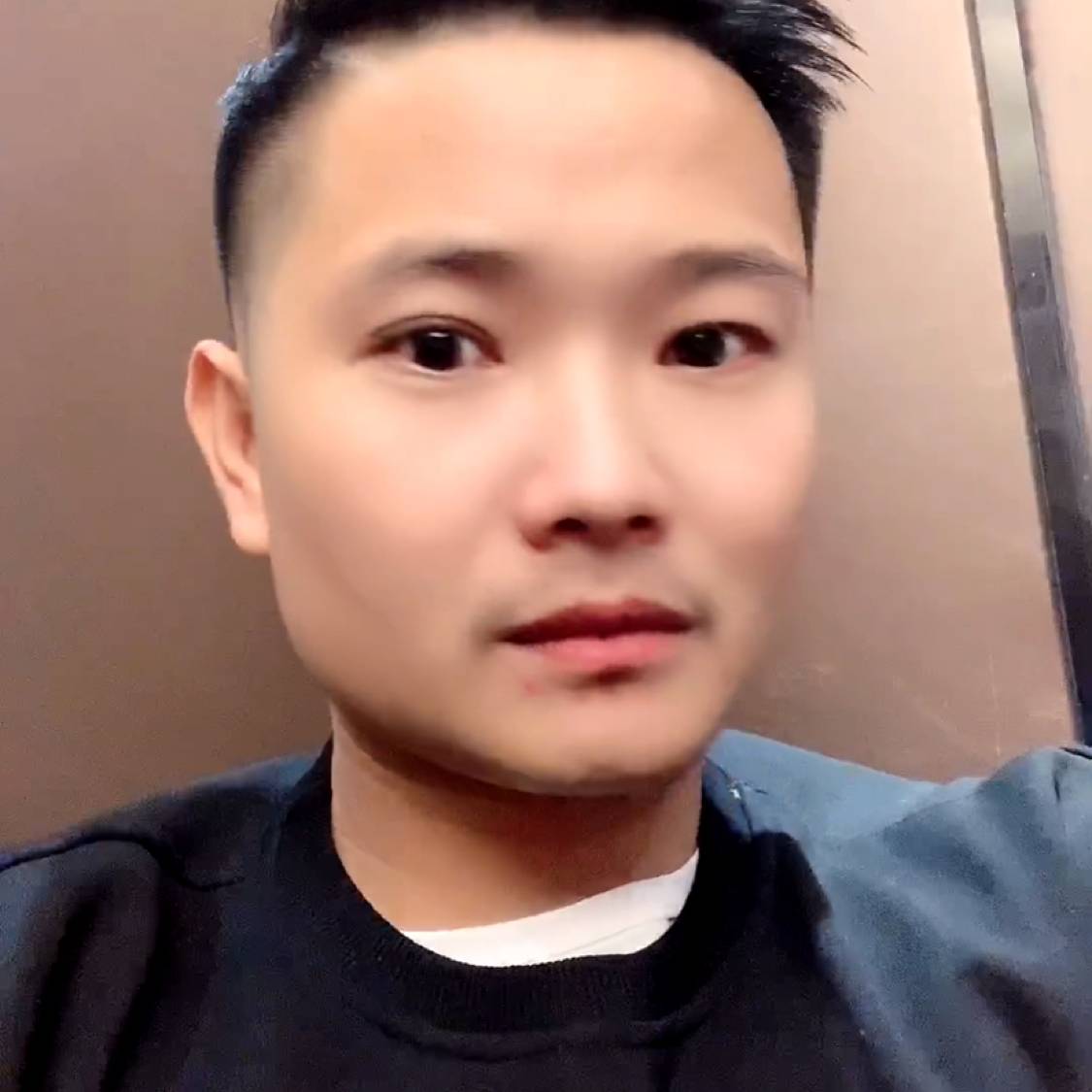 鸵鸟苦恋魔幻的照片