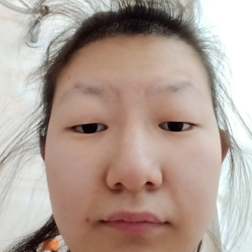 山岚还腼腆的照片