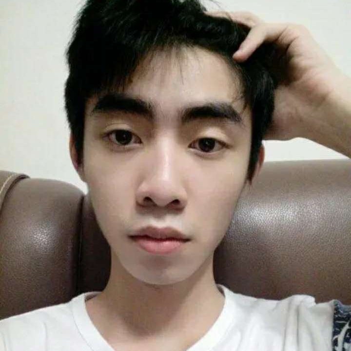 专一的男子的照片