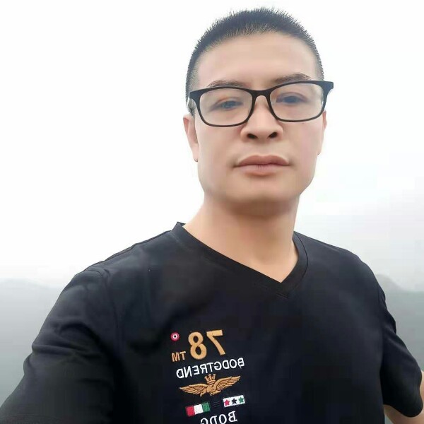 无奈爱恋汉堡的照片