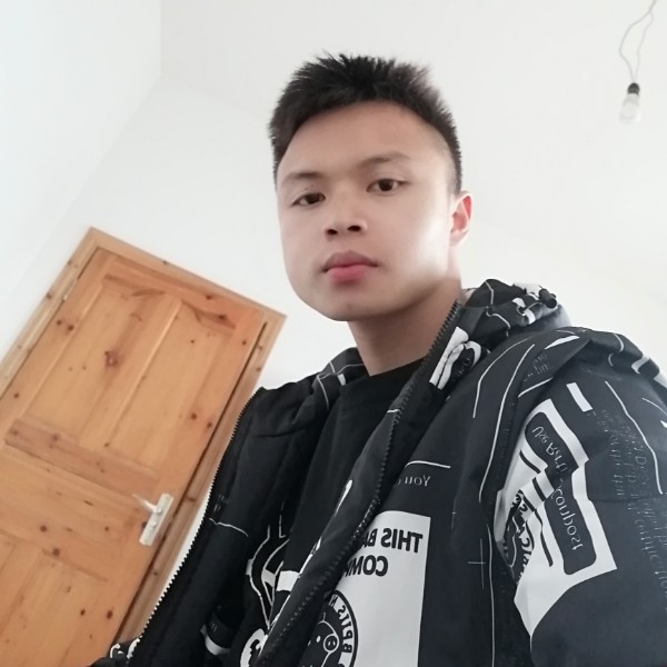 煤气罐点烟的照片