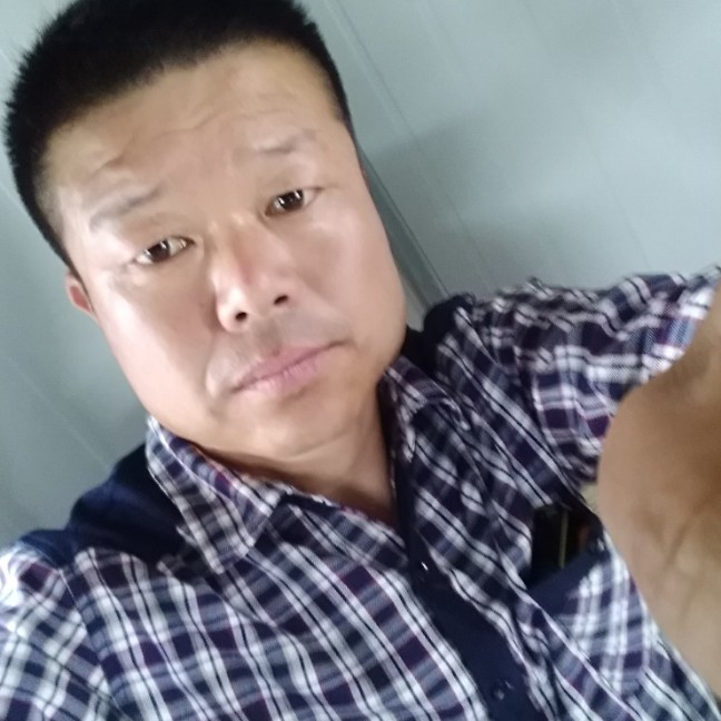 走上颠峰的照片