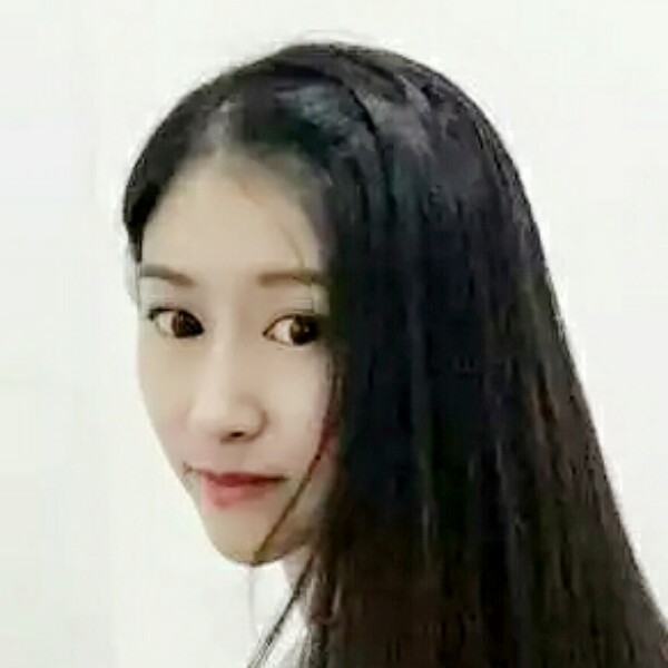 小小风轻云淡的照片