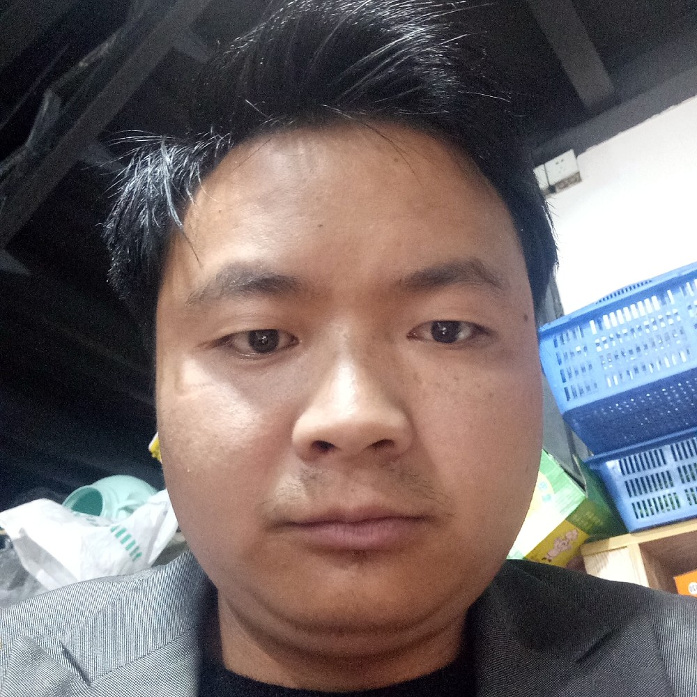 李洪康的照片