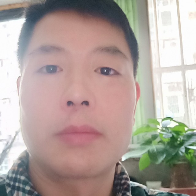 优雅那星月的照片